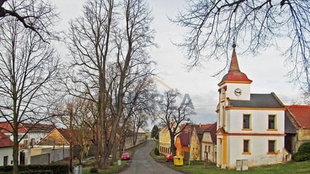 Prodej rodinného domu 1 000 m², Dubčany