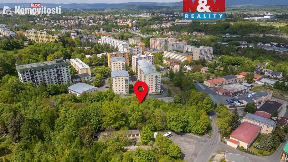 Prodej komerčního pozemku 4 294 m², Karlovy Vary