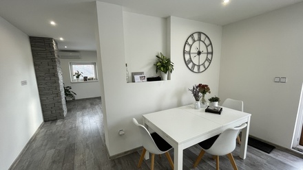 Prodej rodinného domu 300 m², Šardice