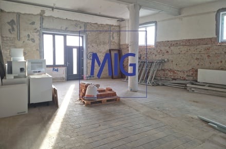 Pronájem obchodního prostoru 178 m², Syrovice