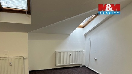 Pronájem kanceláře 14 m², Český Těšín