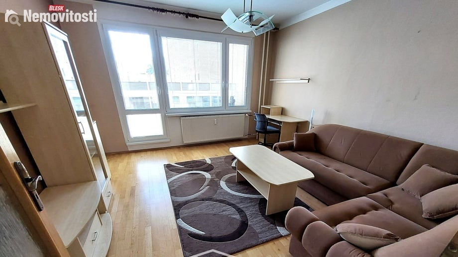 Pronájem bytu 3+1 69 m², Bruntál