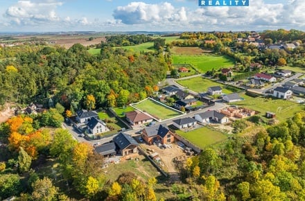 Prodej stavebního pozemku 1 294 m², Žižice