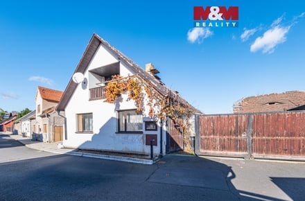 Prodej rodinného domu 200 m², Údlice