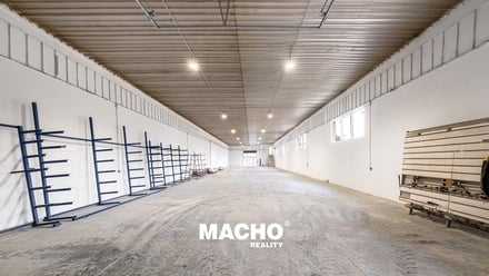 Pronájem skladu 588 m², Chrášťany