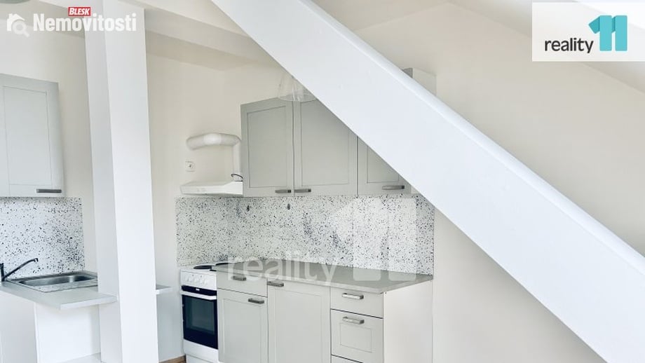 Pronájem bytu 3+kk 56 m², Praha 6