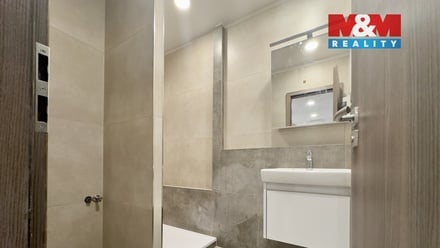 Pronájem bytu 3+kk 71 m², Praha 10