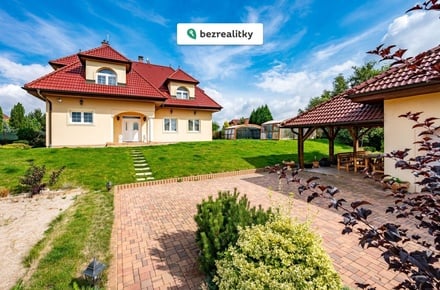 Prodej rodinného domu 674 m², Divišov u Benešova
