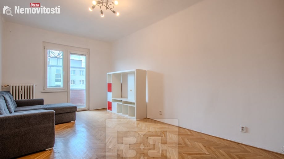 Pronájem bytu 2+1 44 m², Praha - Holešovice