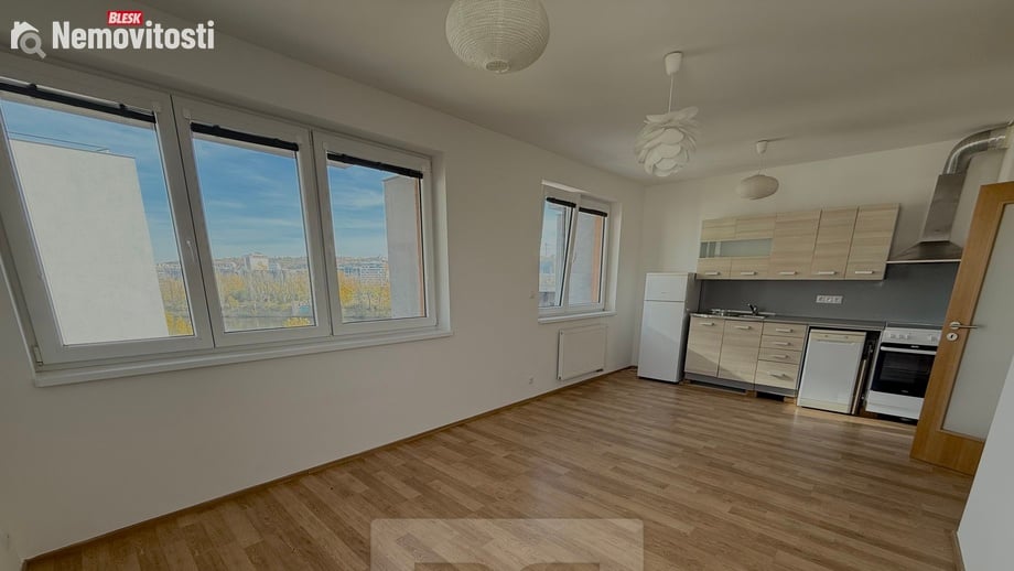 Pronájem bytu 2+kk 58 m², Praha - Holešovice