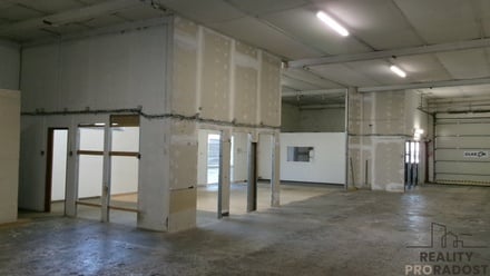 Pronájem skladu 273 m², Brno