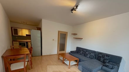 Pronájem bytu 2+kk 47 m², Praha - Hostivař