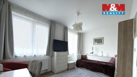 Pronájem bytu 1+kk 29 m², Klecany