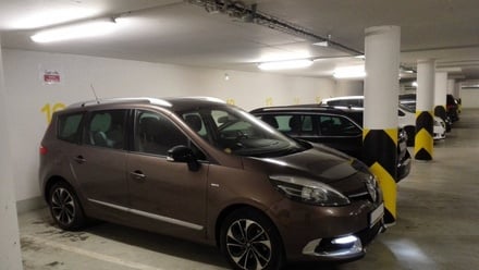 Pronájem garážového stání 18 m², Brno - Veveří