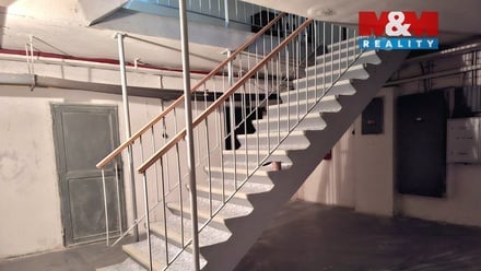 Pronájem skladu 80 m², Praha 4