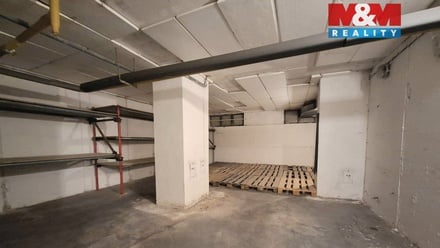 Pronájem skladu 80 m², Praha 4