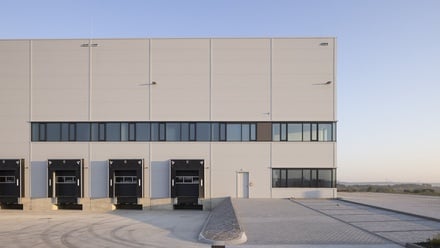 Pronájem výrobního prostoru 4 000 m², Kozomín