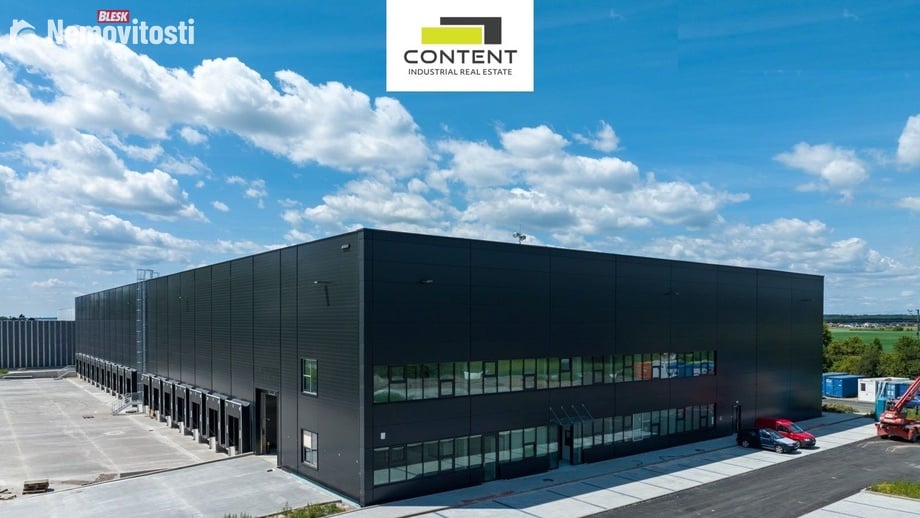 Pronájem skladu 288 m², Hradec Králové