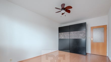 Pronájem bytu 2+kk 54 m², Praha - Záběhlice