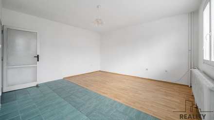 Pronájem bytu 1+kk 28 m², Pardubice II