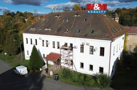 Prodej rodinného domu 1 770 m², Habartice