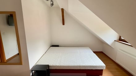 Pronájem bytu 1+1 35 m², Karlštejn