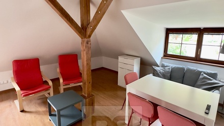 Pronájem bytu 1+1 35 m², Karlštejn