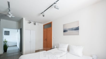 Pronájem bytu 1+1 27 m², Karlštejn