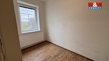 Pronájem bytu 2+1 49 m², Tržek