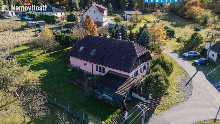 Prodej rodinného domu 196 m², Obytce