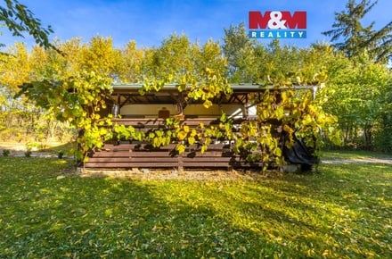 Prodej pole 439 m², Krakov