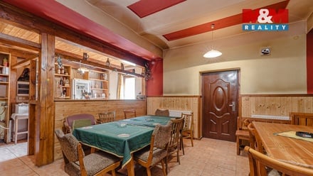 Prodej rodinného domu 300 m², Teplice nad Metují
