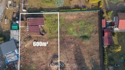 Prodej stavebního pozemku 632 m², Unhošť