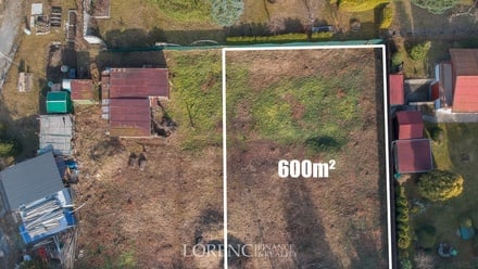 Prodej stavebního pozemku 631 m², Unhošť