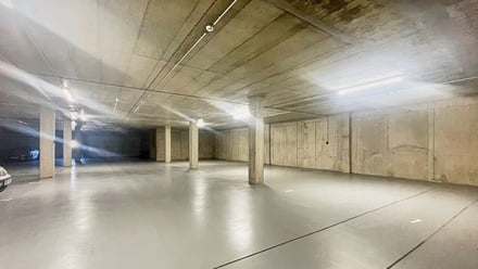 Pronájem garážového stání 16 m², Znojmo