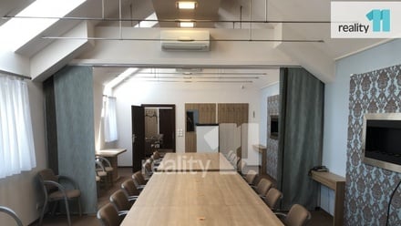 Pronájem kanceláře 81 m², Karlovy Vary