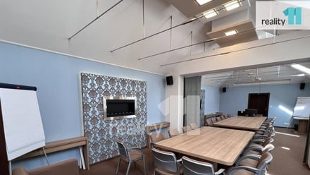 Pronájem kanceláře 81 m², Karlovy Vary