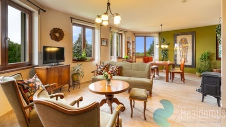 Prodej rodinného domu 196 m², Srubec