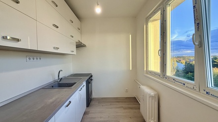 Prodej bytu 2+1 55 m², Praha - Malešice