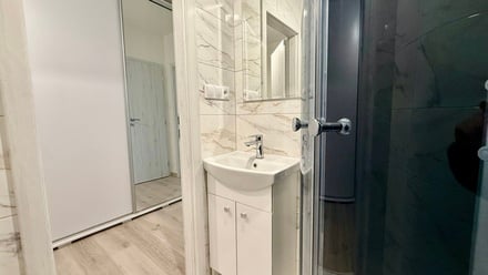 Prodej bytu 2+1 55 m², Praha - Malešice