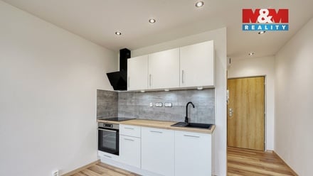 Prodej bytu 1+kk 25 m², Horní Bříza