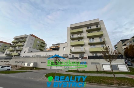 Pronájem garážového stání 13 m², Brno - Žebětín