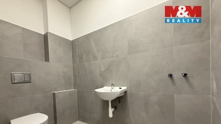 Pronájem obchodního prostoru 42 m², Karviná
