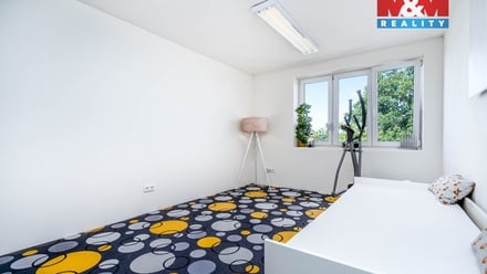 Prodej bytu 3+1 70 m², Kněžmost