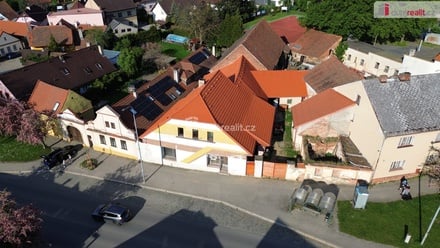 Prodej vícegeneračního domu 410 m², Starý Plzenec