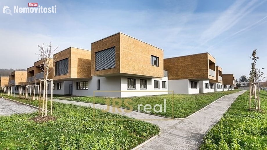 Pronájem bytu 2+kk 55 m², Slavkov u Brna