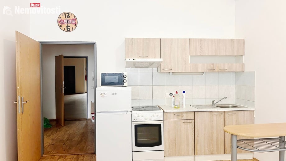 Pronájem bytu 2+kk 55 m², Brno - Židenice
