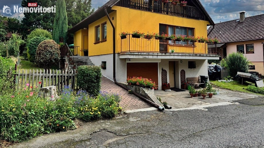 Prodej rodinného domu 192 m², Dubá