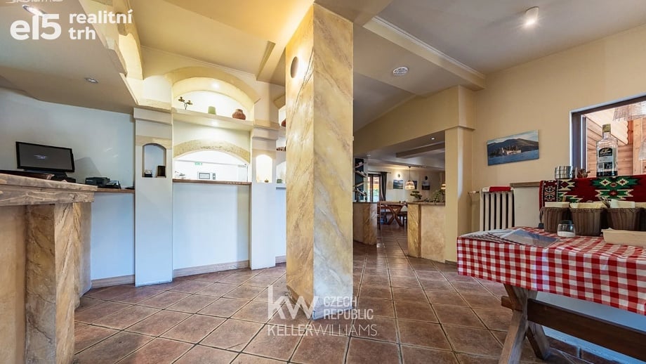 Pronájem restaurace 110 m², Psáry - Dolní Jirčany