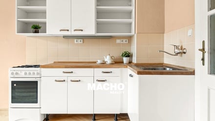 Pronájem bytu 1+kk 37 m², Praha - Vinohrady